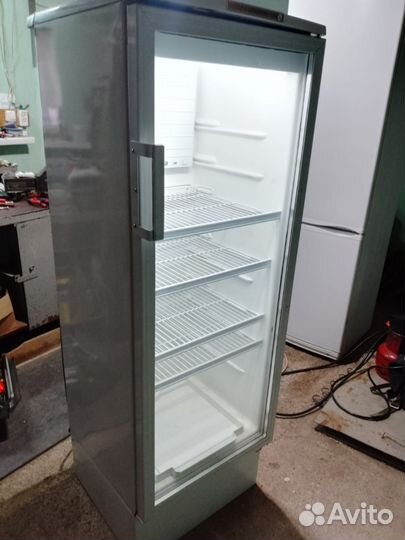 Холодильник Бирюса