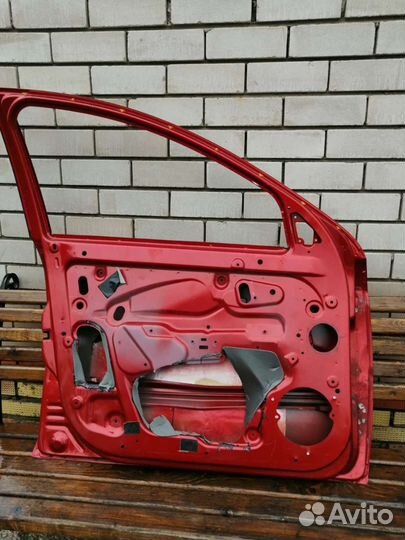 Дверь левая LADA Vesta (Веста) передняя и задняя