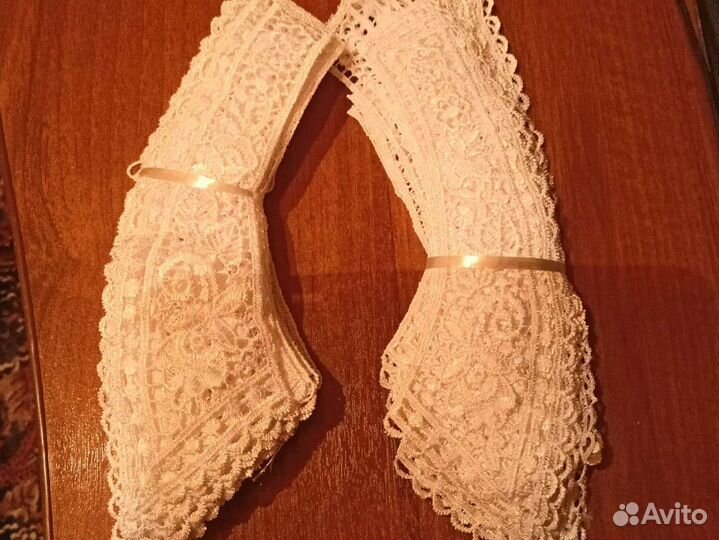 Воротнички кружевные