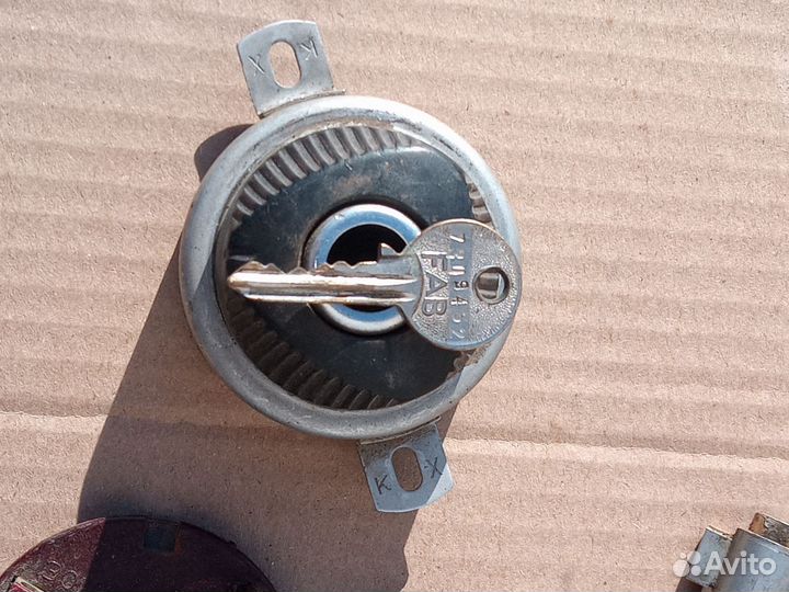 Замок зажигания Ява 350/360