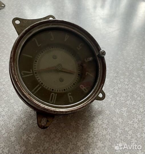 Автомобильные часы