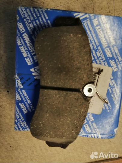 Колодки тормозные передние Nissan Primera P11