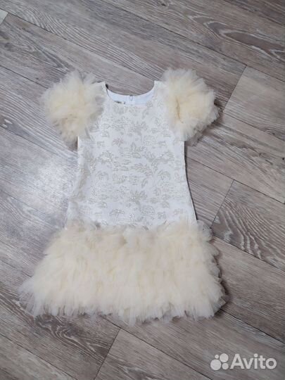 Праздничное платье для девочки