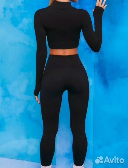 Спортивный костюм женский 42