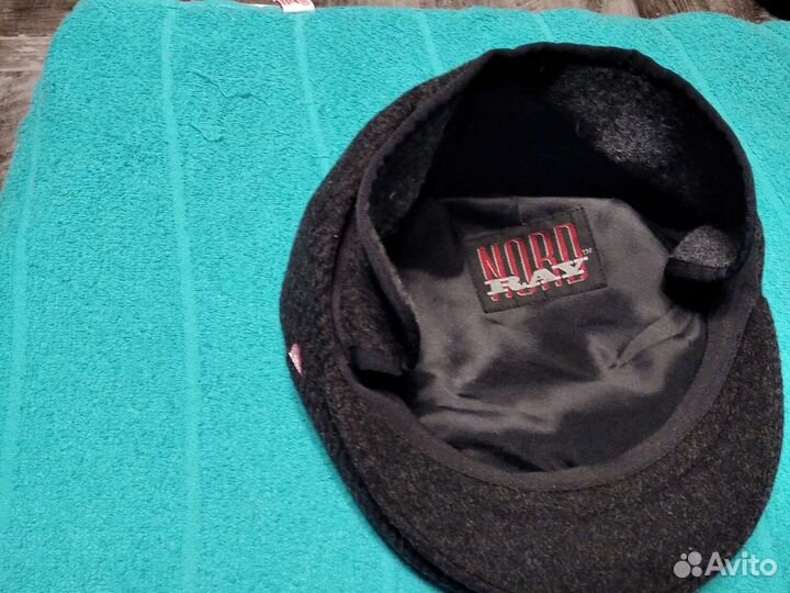 Кепка мужская, шарфы