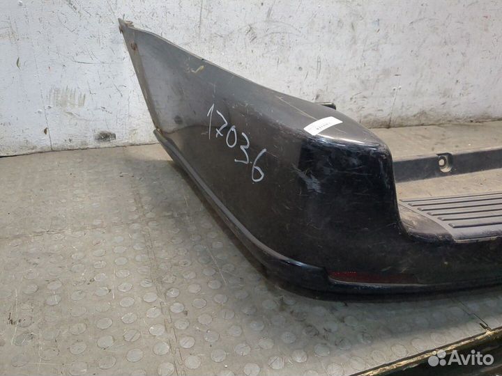 Бампер задний Toyota Sequoia