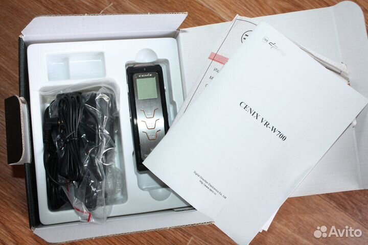 Цифровой диктофон cenix VR-W700