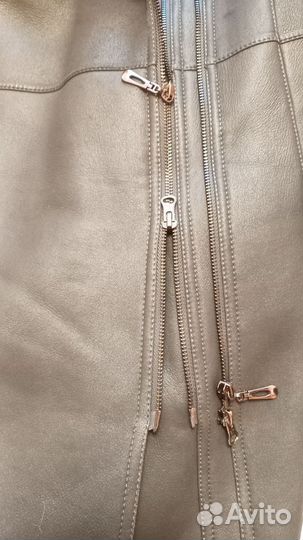 Дубленка натуральная женская с капюшоном