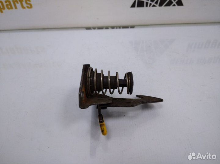 Крюк замка капота Bmw 3 E90 до рестайлинг 2.0