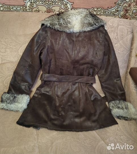 Дубленка облегченая женская, осенняя