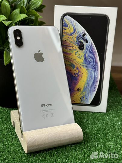 iPhone Xs, 64 ГБ