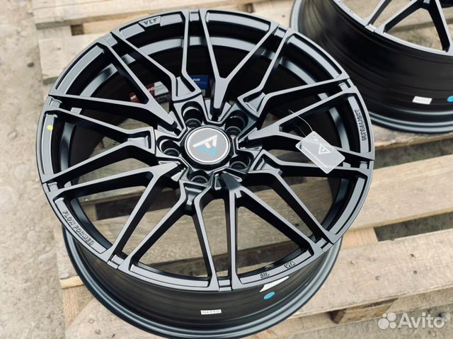 Диски Wheelegend VLF18 R18 5x112