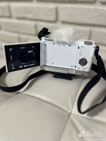 Фотоаппарат Sony ZV-E10 Kit