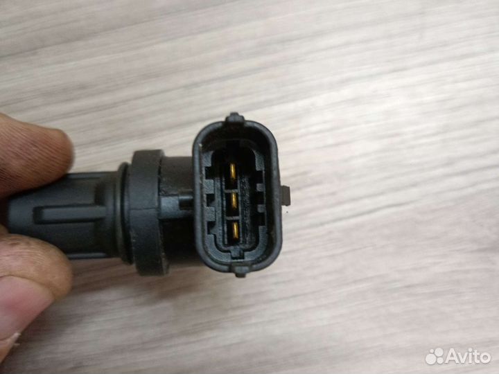 Датчик положения распредвала ford focus 2