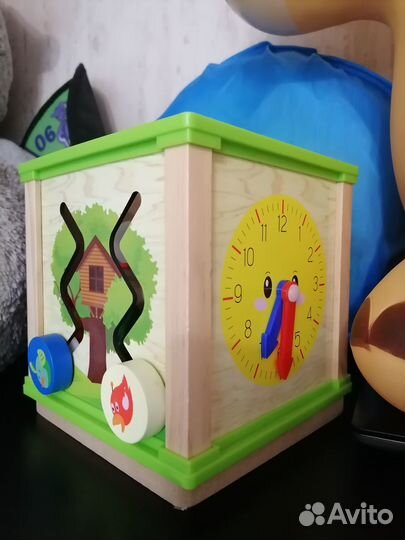 Развивающий деревянный куб