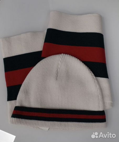 Набор шапка с шарфом