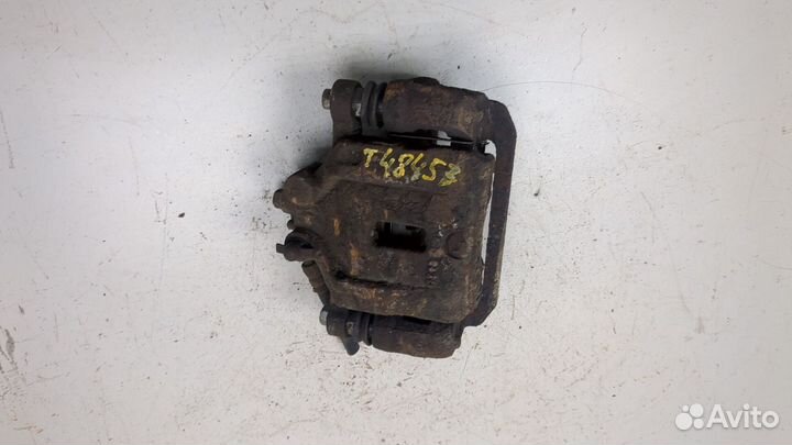 Суппорт левый задний Hyundai H-1 Starex