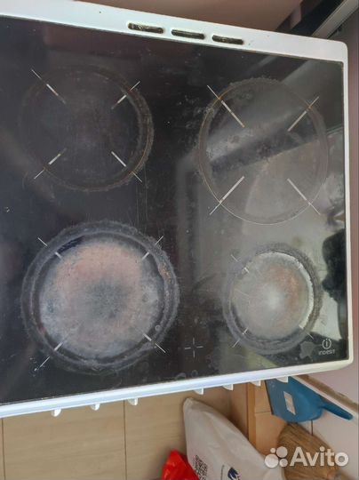 Плита электрическая стеклокерамика бу Индезит