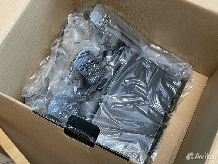 Руль Thrustmaster T300 Alcantara edition