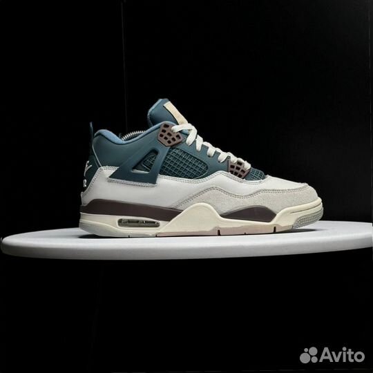 Кроссовки Nike Air Jordan 4