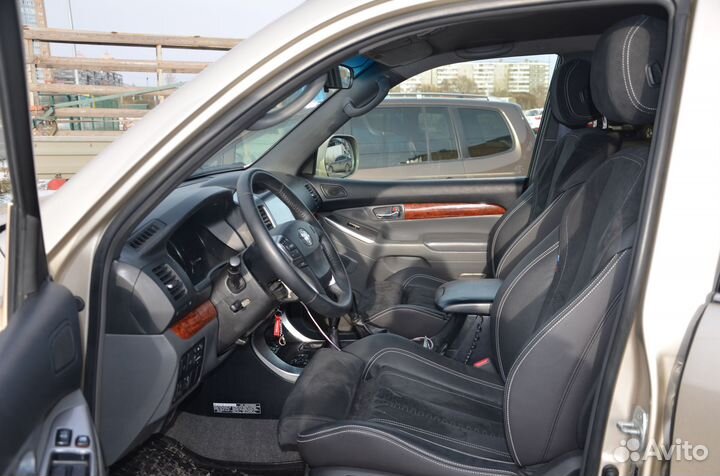 Салазки сидений BMW F в Toyota LC Prado 120