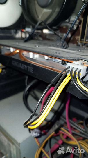 Видеокарта Radeon Rx 5600 XT 6 gb