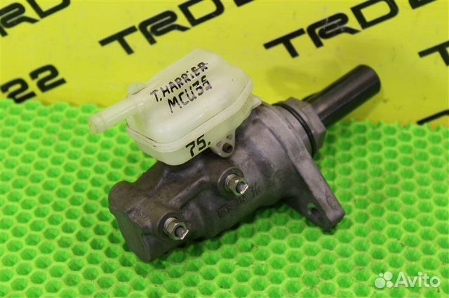 Главный тормозной цилиндр Toyota Harrier MCU35