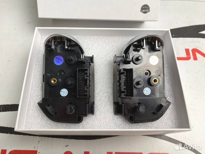 Кнопки рулевого колеса Land Rover Sport