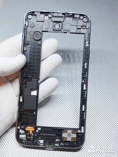 LG X Power 2 M320. Средняя часть корпуса. Оригинал