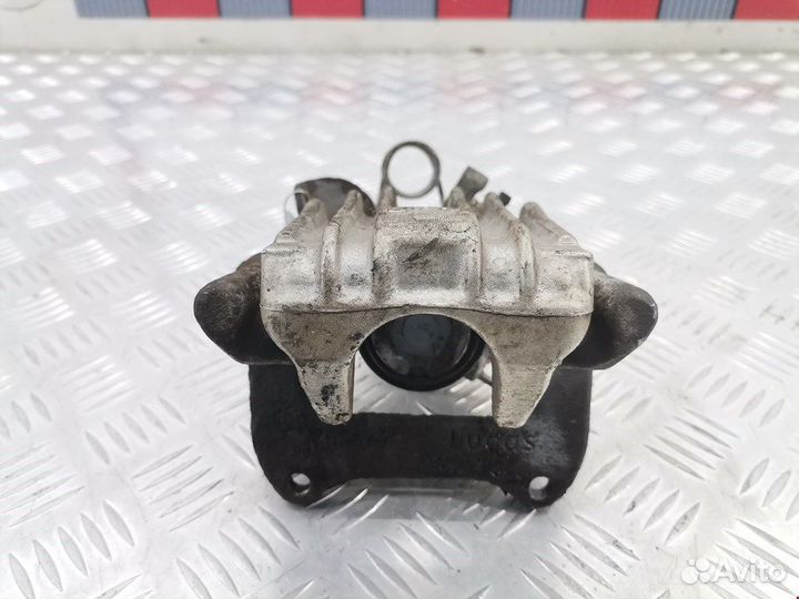 Суппорт задний правый для Audi A4 B6 8E0615424G