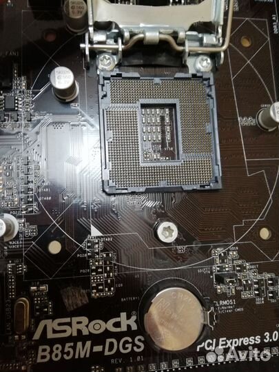 Материнская плата с процессором i3