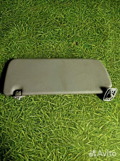Козырек солнцезащитный правый для Пежо 306 1998г