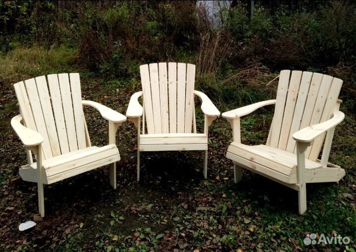 Кресло деревянное