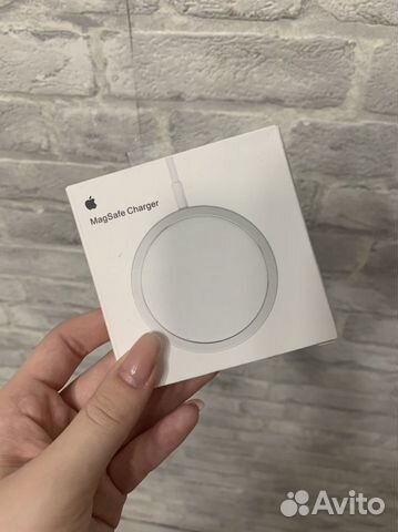 Беспроводная зарядка MagSafe Charger