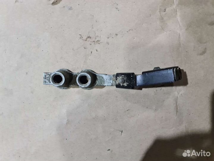 Пластина развальная Mercedes W211/CLS219