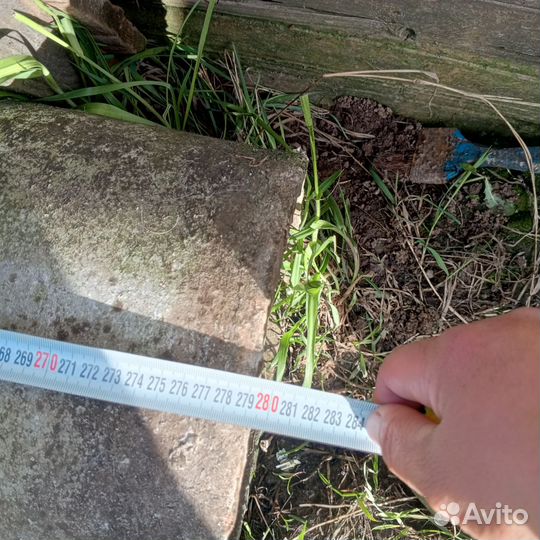 Труба бетонная в канаву для заезда