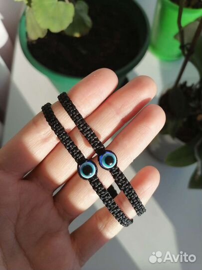 Красная нить