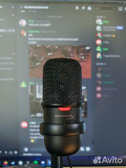 Студийный микрофон