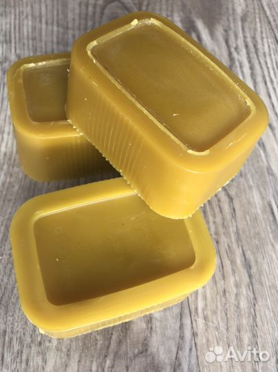 Воск пчелиный