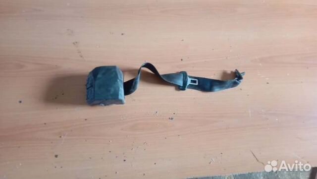 Ремень безопасности задний Volkswagen Passat B6