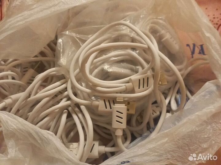 Шнур для зарядки iPhone