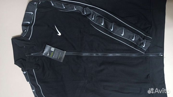 Спортивная кофта Nike