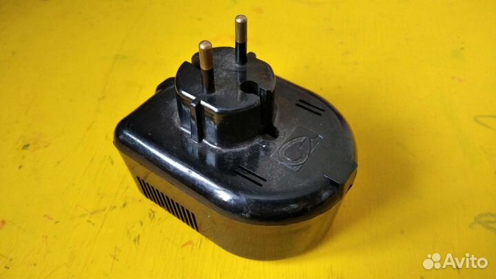 Блок питания ат 4012 (220В/110В,0.35А,30Вт)