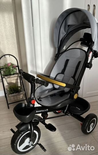 Трехколесный велосипед