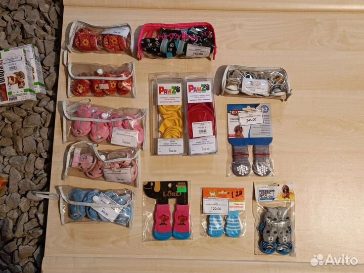 Одежда для собак, обувь для собак