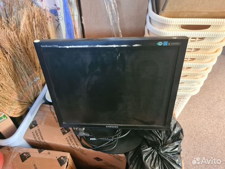 Монитор Samsung