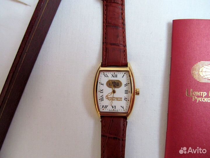 Часы коллекционные от Людмилы Путиной