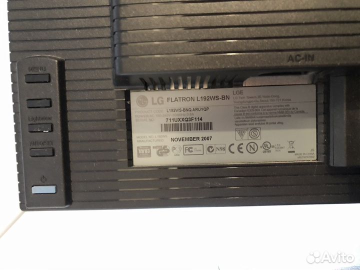 Монитор LG
