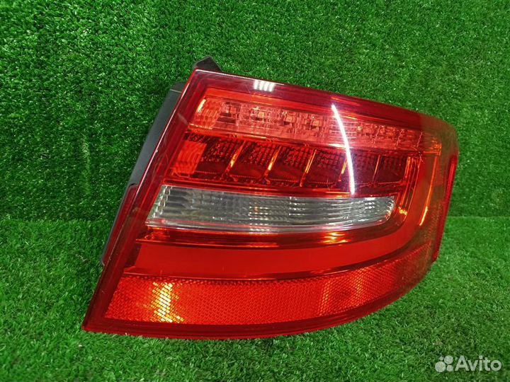 Фонарь задний наружный правый Audi A4 (8K B8) All