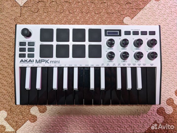 Akai MPK mini mk3